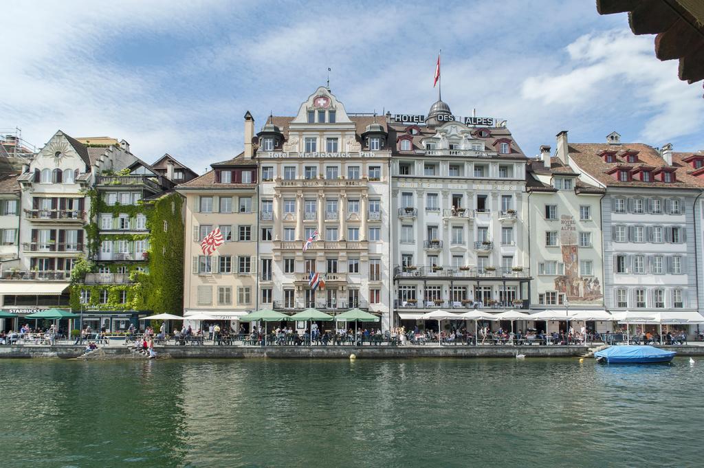 Hotel Pickwick And Pub "The Room With A View" Lucerna Exterior foto